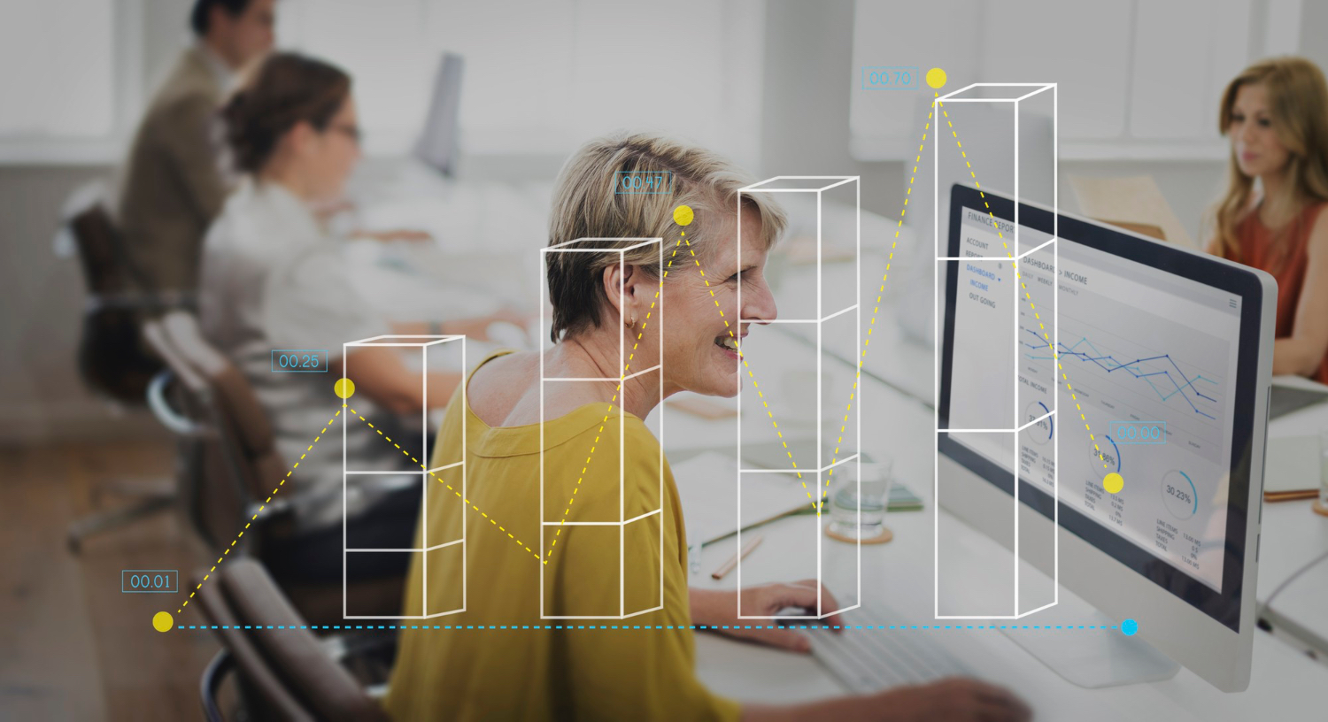 SAC Classic Migration Assessment – Beraterin analysiert SAP Analytics Cloud Inhalte
